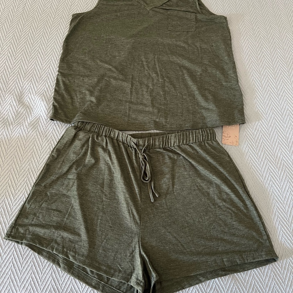 SHEIN LUNE woman’s draw string short set w/Pocket green size XL